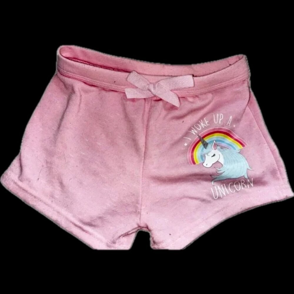 !!Cute gently loved girls 5y ish shorts perfect 4 beach days summertime fun kids